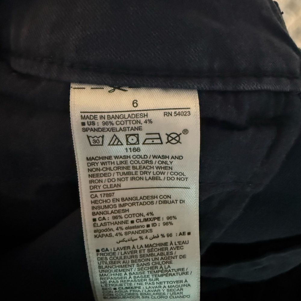 Old Navy Blue Pixie Chinos - Picture 4 of 7
